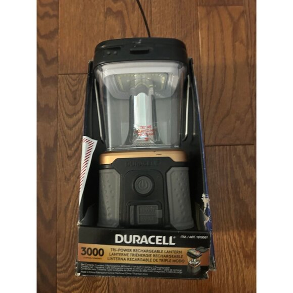 Duracell Tri-Power Rechargeable Lantern - damaged box - Picture 1 of 3